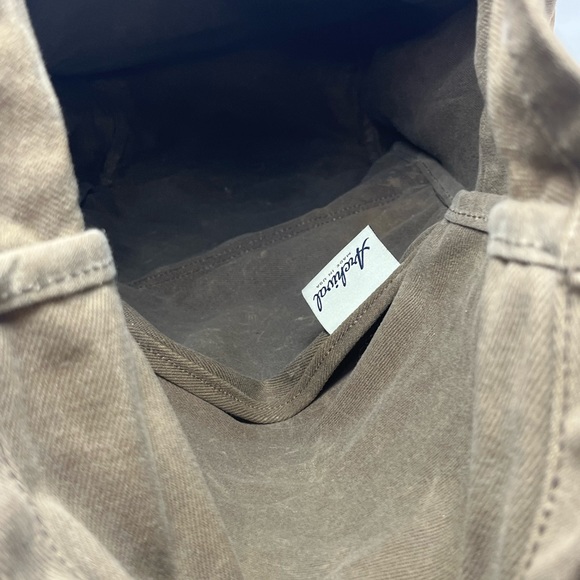 Archival Canvas Backpack Made in the USA Leather details - Picture 12 of 16